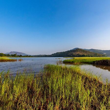 Saffronstays Lakeview Nivara - Farm Stay Villa With Private Pool Near Pune Eksteriør bilde