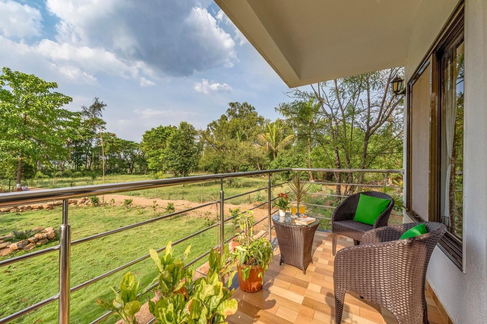 Saffronstays Lakeview Nivara - Farm Stay Villa With Private Pool Near Pune Eksteriør bilde